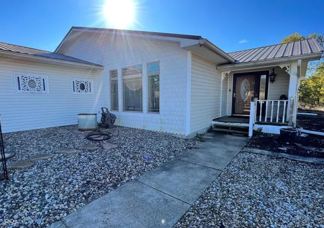 1st image of 3895 N Us Hwy 231, Greencastle, IN 46135 | MLS# 22097464