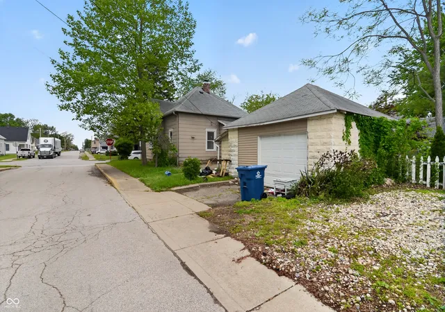 5th image of 225 S State St, Greenfield, IN 46140 | MLS# 22097560