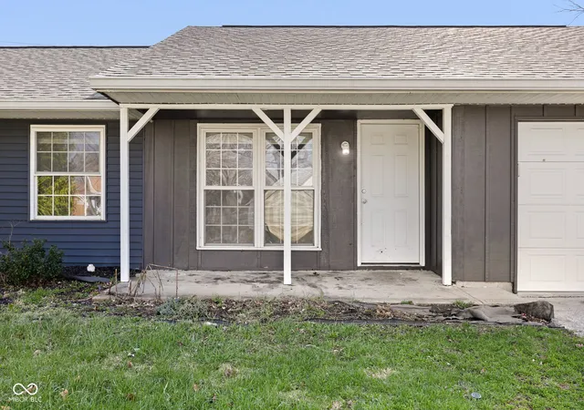 4th image of 5703 Yucatan Dr, Indianapolis, IN 46237 | MLS# 22097572
