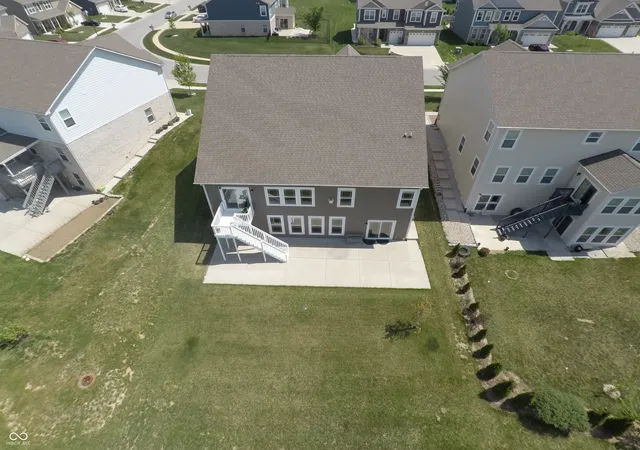 Photo 3 of Single family home for sale at 7238 Silverwood Ct, Indianapolis, IN 46259 | MLS# 22097628 | Listing updated on 2026-10-01