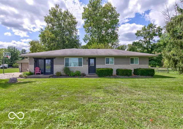 2nd image of 17128 Towne Rd, Westfield, IN 46074 | MLS# 22097638