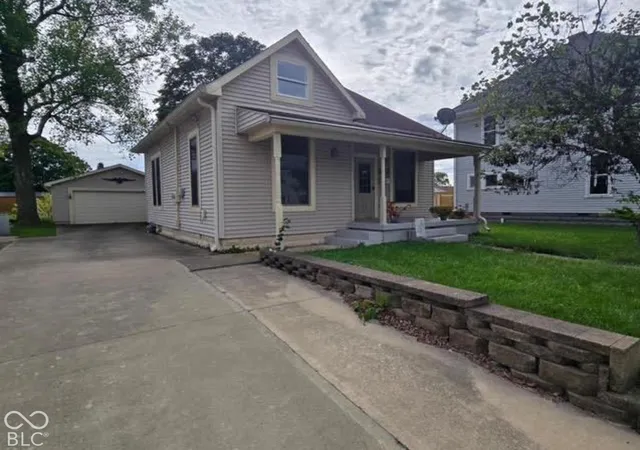 Photo 1 of Single family home for sale at 2009 Plum St, New Castle, IN 47362 | MLS# 22097640 | Listing updated on 2026-09-30