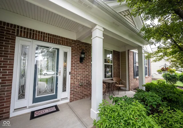 2nd image of 16275 Oakford Trl, Fishers, IN 46037 | MLS# 22097682