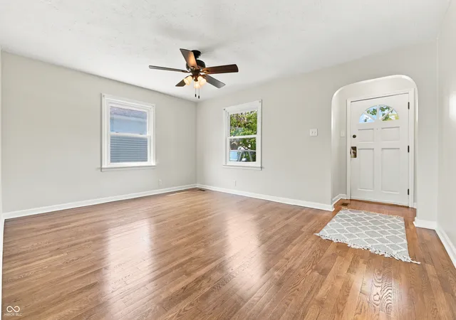 3rd image of 329 N 15Th Ave, Beech Grove, IN 46107 | MLS# 22097686