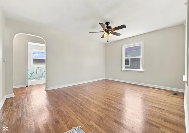 4th image of 329 N 15Th Ave, Beech Grove, IN 46107 | MLS# 22097686