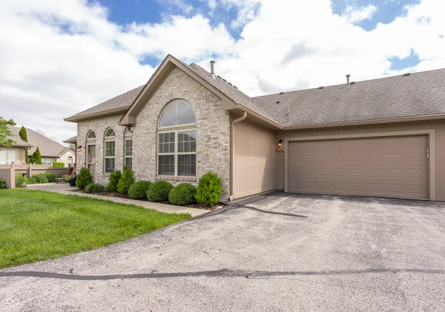 Homes for sale in Fishers, IN | 11251 Abington Pl, Fishers, IN 46038 | MLS# 22097707