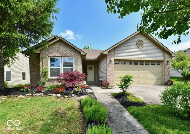 Homes for sale in Fishers, IN | 11240 Blue Meadow Dr, Fishers, IN 46037 | MLS# 22097720