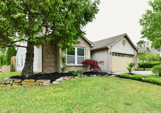 Homes for sale in Fishers, IN | 11240 Blue Meadow Dr, Fishers, IN 46037 | MLS# 22097720