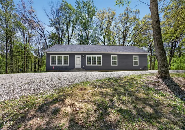 Homes for sale in Heltonville, IN | 9451 S Chapel Hill Rd, Heltonville, IN 47436 | MLS# 22097813