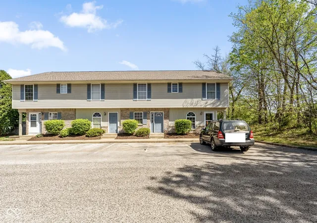 4th image of 765 E Sherwood Hills Dr, Bloomington, IN 47401 | MLS# 22097826