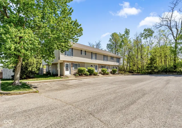 5th image of 765 E Sherwood Hills Dr, Bloomington, IN 47401 | MLS# 22097826