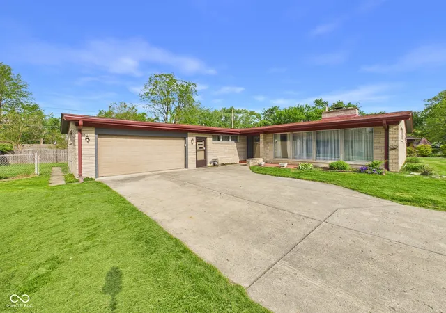 3rd image of 1527 Magnolia Dr, Anderson, IN 46011 | MLS# 22097841