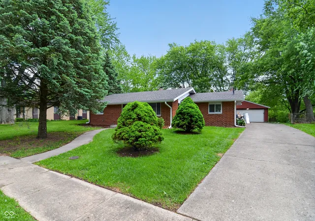 Homes for sale in Indianapolis, IN | 9301 Shenandoah Ct, Indianapolis, IN 46229 | MLS# 22097857