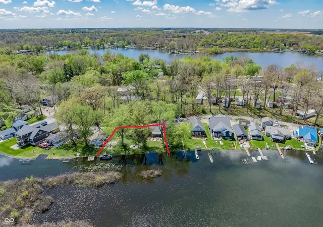 1st image of 218 Ems B60 Ln, Warsaw, IN 46582 | MLS# 22097864