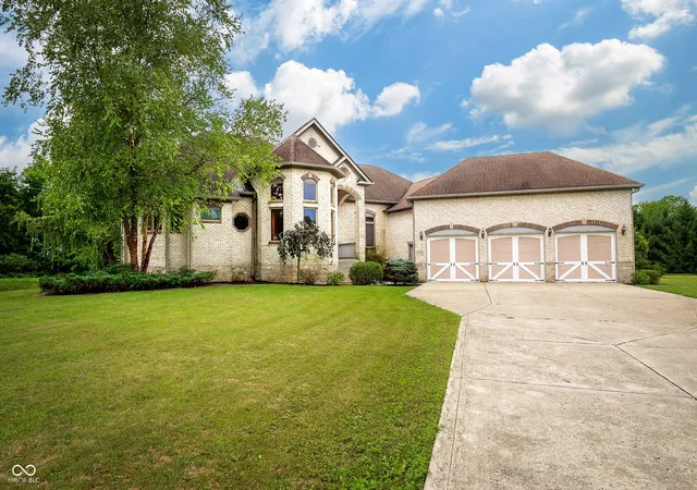 1st image of 10165 Sanctuary Dr, Brownsburg, IN 46112 | MLS# 22097934