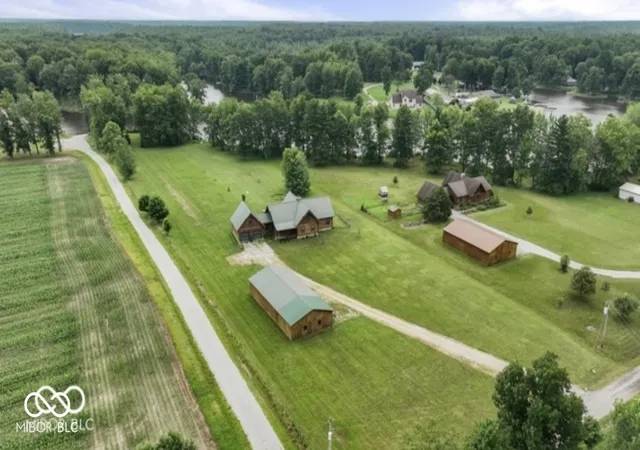 Homes for sale in North Vernon, IN | 4210 S County Road 400 E, North Vernon, IN 47265 | MLS# 22097941