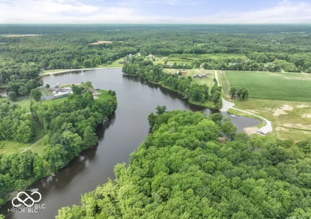 Homes for sale in North Vernon, IN | 4210 S County Road 400 E, North Vernon, IN 47265 | MLS# 22097941