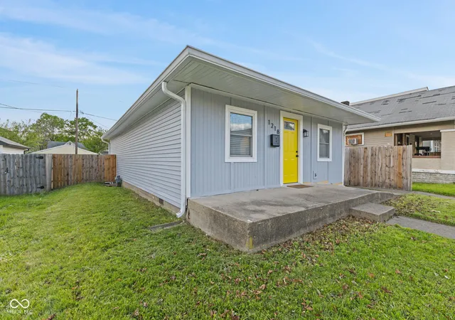 Homes for sale in Indianapolis, IN | 1218 Harlan St, Indianapolis, IN 46203 | MLS# 22097956