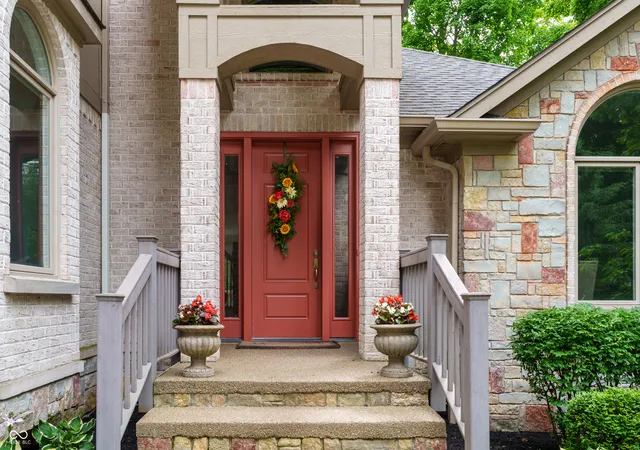 2nd image of 13011 Water Ridge Dr, Fishers, IN 46055 | MLS# 22097966