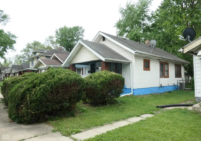 2nd image of 614 N Chester Ave, Indianapolis, IN 46201 | MLS# 22097990