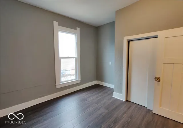3rd image of 844 W Franklin St, Shelbyville, IN 46176 | MLS# 22098016