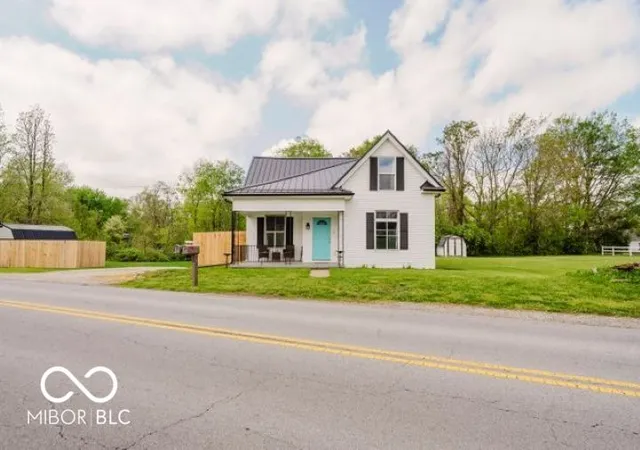 Photo 2 of Sale Pending at 921 N 14th Street, New Castle, IN 47362 | MLS# 22098085 | Listing updated on 2026-09-21