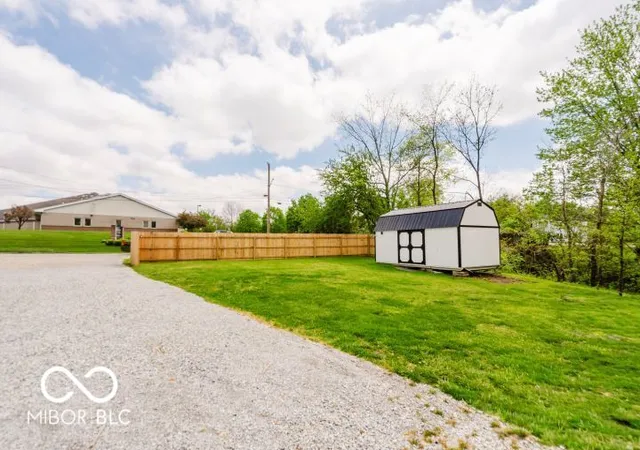 Homes for sale in New Castle, IN | 921 N 14th St, New Castle, IN 47362 | MLS# 22098085