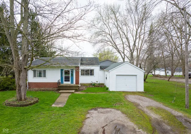 Homes for sale in Fremont, IN | 607 W North St, Fremont, IN 46737 | MLS# 22098112