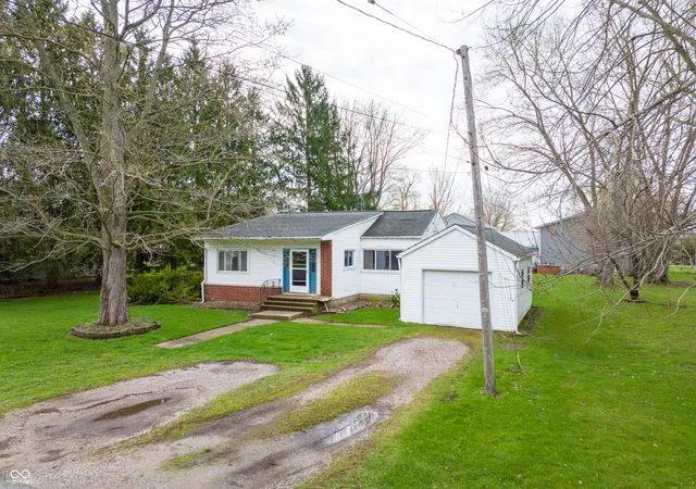Homes for sale in Fremont, IN | 607 W North St, Fremont, IN 46737 | MLS# 22098112