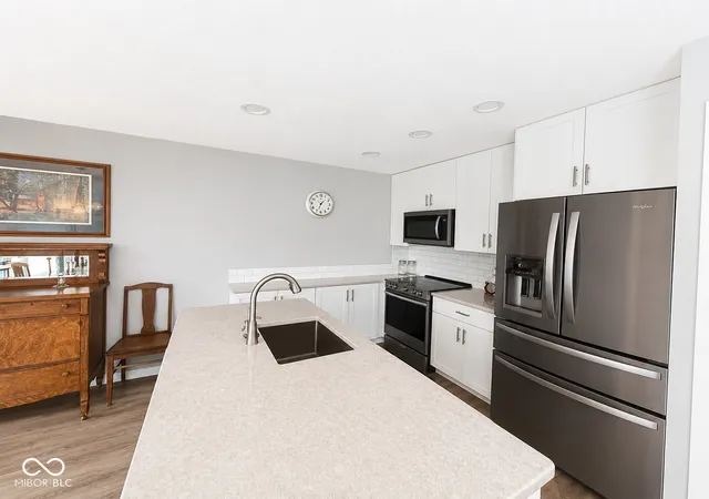 5th image of 9369 S Pointe Lasalles Dr, Bloomington, IN 47401 | MLS# 22098129