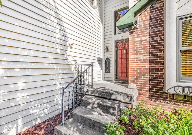 4th image of 1142 Alydar Cir, Indianapolis, IN 46217 | MLS# 22098225