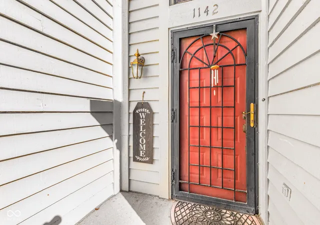 5th image of 1142 Alydar Cir, Indianapolis, IN 46217 | MLS# 22098225