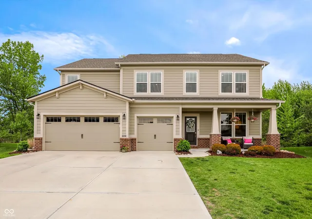 1st image of 17462 Cavalcade Cir, Noblesville, IN 46060 | MLS# 22098233