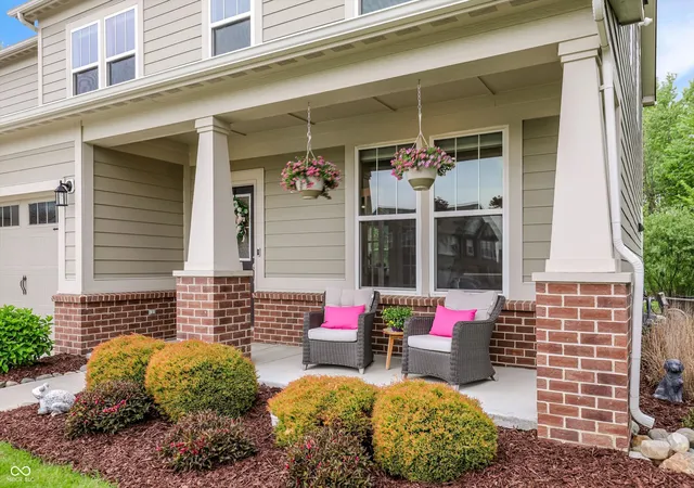 2nd image of 17462 Cavalcade Cir, Noblesville, IN 46060 | MLS# 22098233
