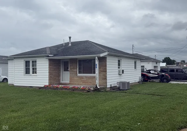 Homes for sale in Greensburg, IN | 1504 N East St, Greensburg, IN 47240 | MLS# 22098284