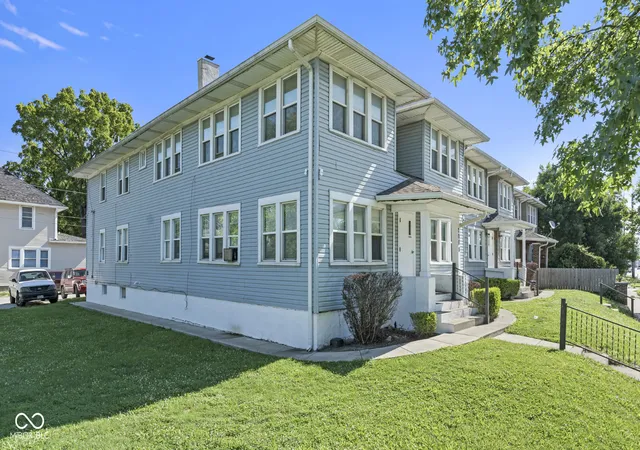 4th image of 2008 / 2012 E Washington St, Indianapolis, IN 46201 | MLS# 22098301