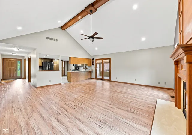 4th image of 298 Lake Dr, Greenwood, IN 46142 | MLS# 22098316