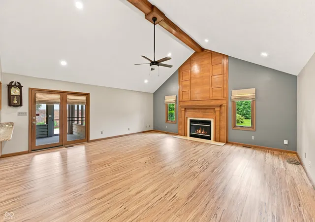 5th image of 298 Lake Dr, Greenwood, IN 46142 | MLS# 22098316