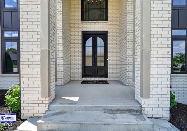 5th image of 9214 Bluestone Cir, Indianapolis, IN 46236 | MLS# 22098322