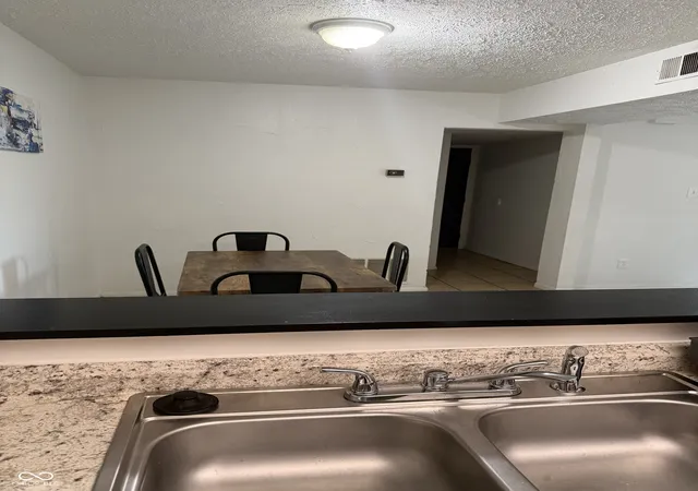 5th image of 3654 N Newgate Ln, Indianapolis, IN 46235 | MLS# 22098323