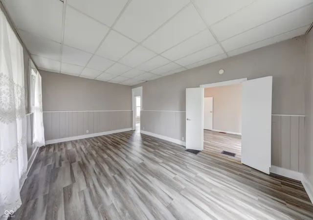 4th image of 216 S Emerson Ave, Indianapolis, IN 46219 | MLS# 22098346