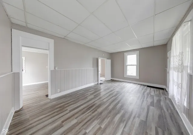 5th image of 216 S Emerson Ave, Indianapolis, IN 46219 | MLS# 22098346