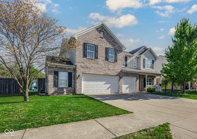 1st image of 6712 Wilmot Ln, Avon, IN 46123 | MLS# 22098349