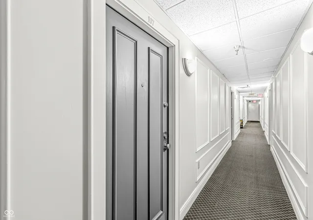 3rd image of 230 E 9Th St #302, Indianapolis, IN 46204 | MLS# 22098364