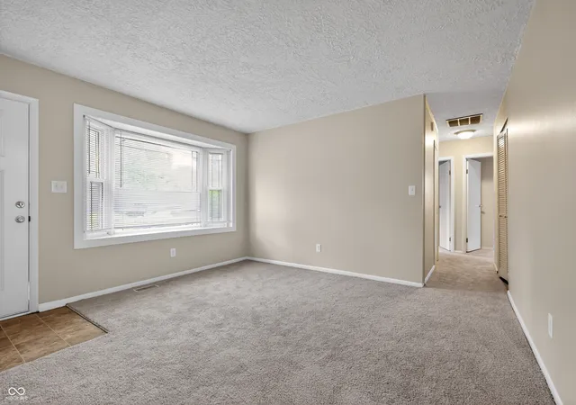 3rd image of 10025 Catalina Dr, Indianapolis, IN 46235 | MLS# 22098373