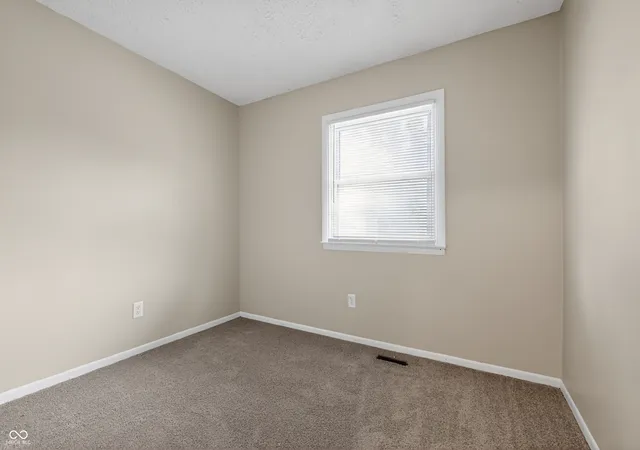 4th image of 10025 Catalina Dr, Indianapolis, IN 46235 | MLS# 22098373