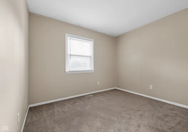 5th image of 10025 Catalina Dr, Indianapolis, IN 46235 | MLS# 22098373