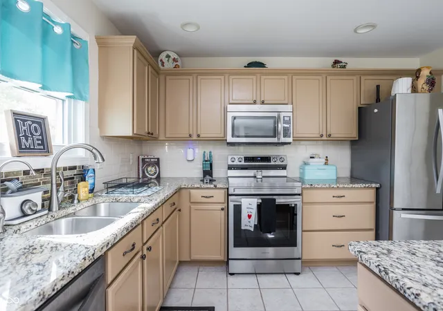 Photo 1 of Single family home for sale at 9348 Stones Fry Way, Indianapolis, IN 46278 | MLS# 22098405 | Listing updated on 2026-09-22
