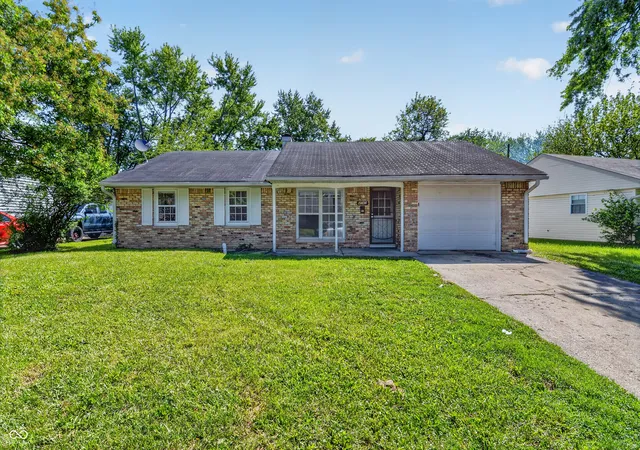 Photo 1 of Single family home for sale at 4043 Alsace Pl, Indianapolis, IN 46226 | MLS# 22098409 | Listing updated on 2026-09-12