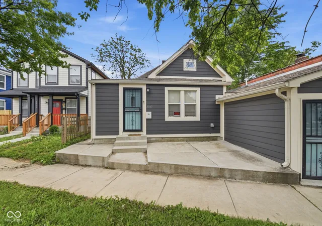 1st image of 2007 Southeastern Ave, Indianapolis, IN 46201 | MLS# 22098459